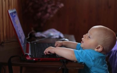 Tren Gadget untuk Anak, Manfaat Besar atau Risiko Besar?