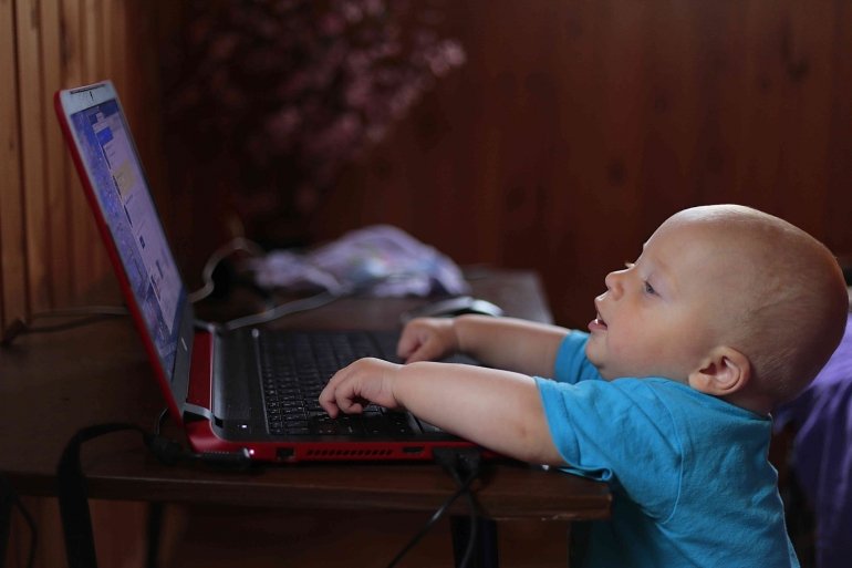 Tren Gadget untuk Anak, Manfaat Besar atau Risiko Besar?
